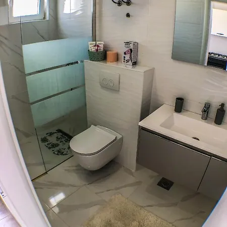 아파트 By The Sea Gradac, Makarska - 13181