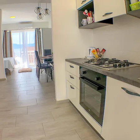 Апартаменты By The Sea - Makarska - 13181 Градац